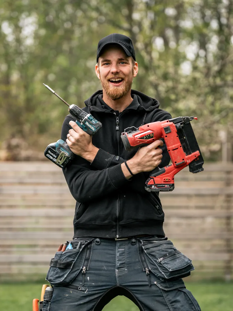 Fönstermontör på MG Alpha - på riktigt